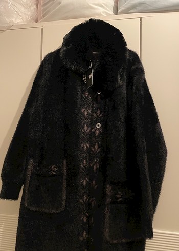 Uzun Siyah Kürklü Kadın Kaban - Görsel 7