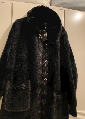 Uzun Siyah Kürklü Kadın Kaban - Görsel 12