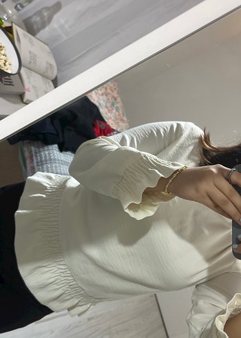 Beyaz Yüksek Yaka Kadın Bluz - Görsel 3