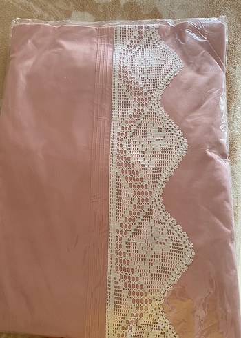 Pembe Dantel Detaylı Nevresim Takımı