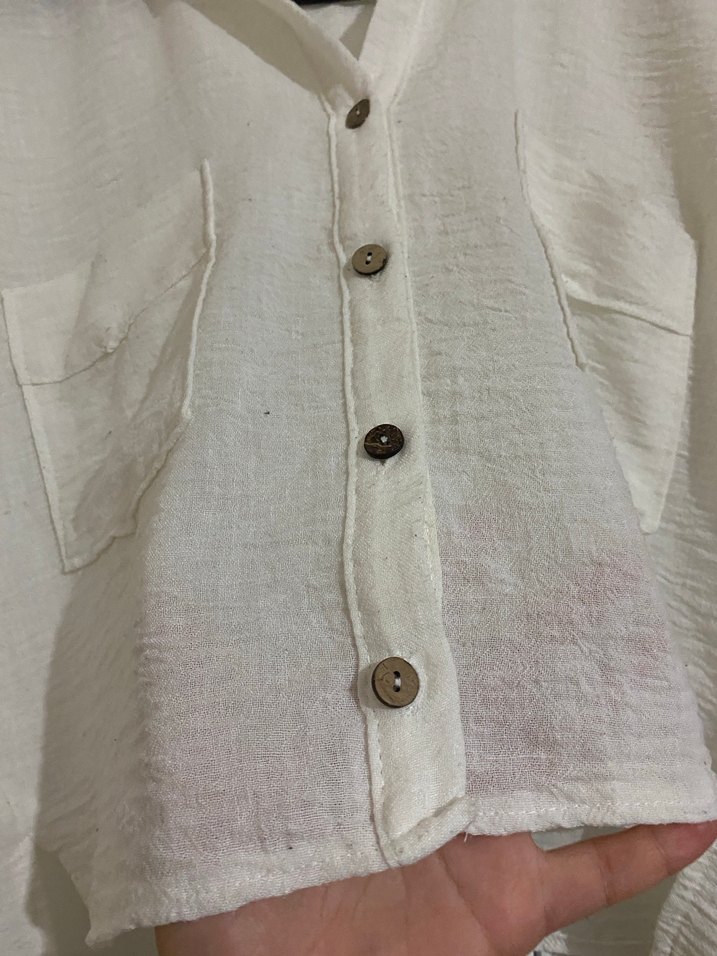 Düğmeli Beyaz Keten Kadın Gömlek - Görsel 2