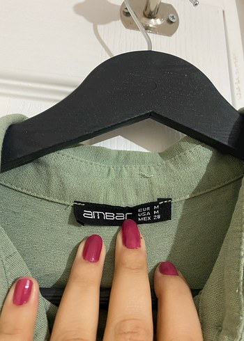 Düğmeli Keten Kısa Kollu Haki Gömlek - Görsel 4