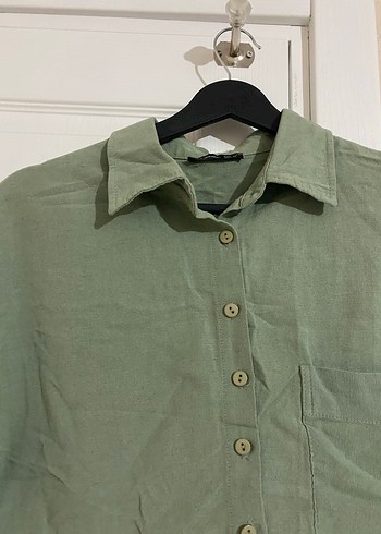 Düğmeli Keten Kısa Kollu Haki Gömlek - Görsel 2