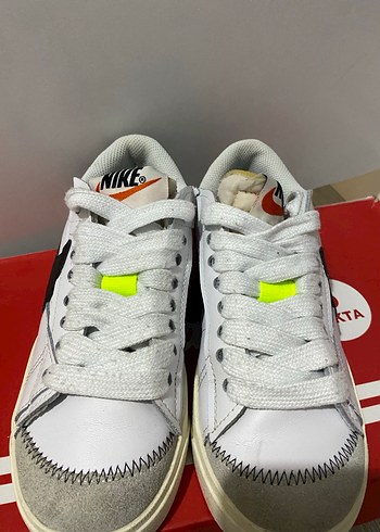 Kadın Beyaz Nike Spor Ayakkabı - Görsel 3