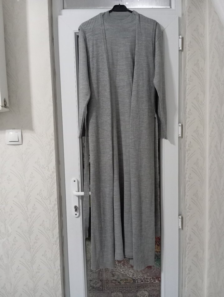 Gri Uzun Kadın elbise - Görsel 3