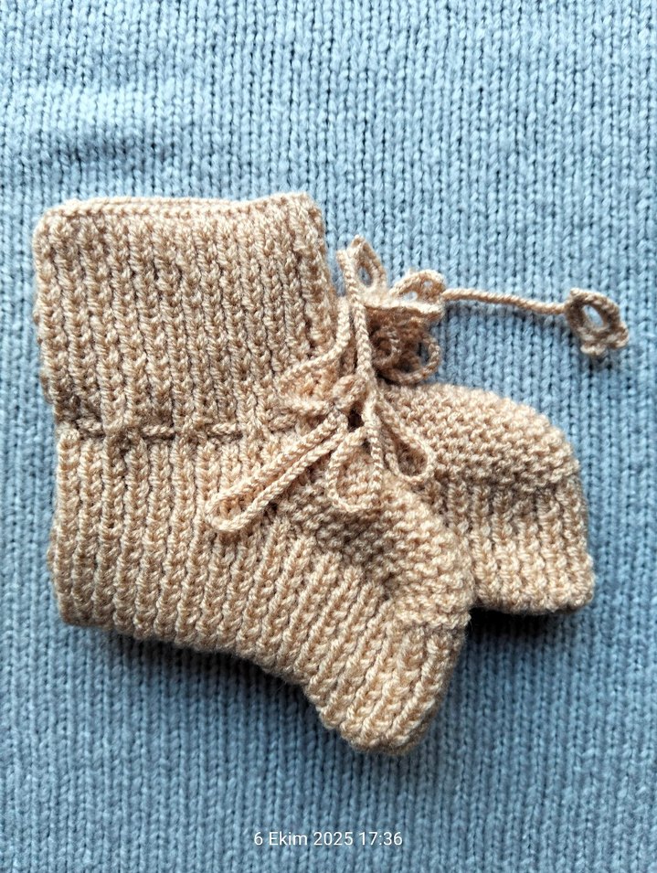 Renkli Erkek Bebek Örgü Patik - Görsel 2