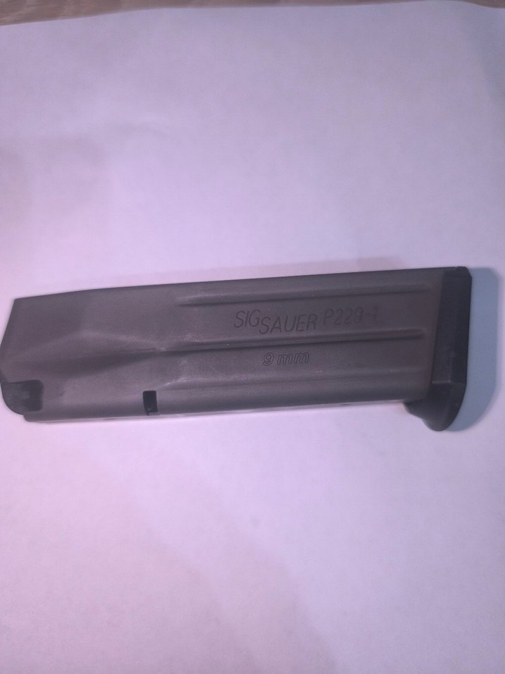 Sıg Sauer P229 (USA) Orjinal 9 mm Sarjor - Görsel 2