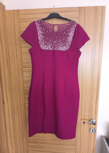 Kısa Kollu Bordo Boncuk Detaylı Abiye - Görsel 2