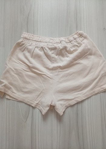 Beyaz Pamuklu Mini Şort Rahat Kesim - Görsel 3