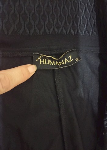 Düğmeli Siyah Uzun tesettür tunik - Görsel 9