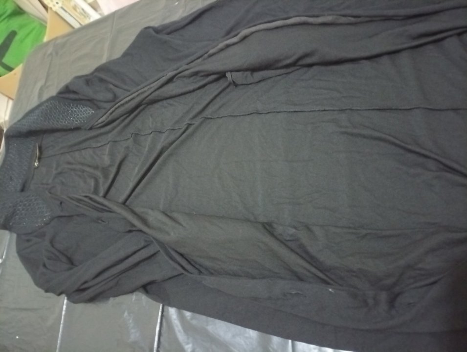 Düğmeli Siyah Uzun tesettür tunik - Görsel 4