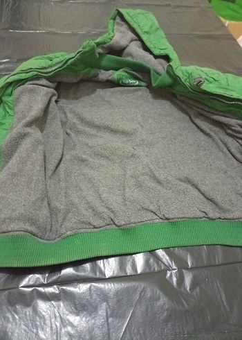 Erkek Çocuk Yeşil Kapüşonlu Mont - Görsel 5