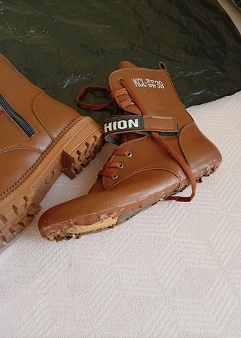 Kahverengi Deri Kadın Topuklu Bot - Görsel 3