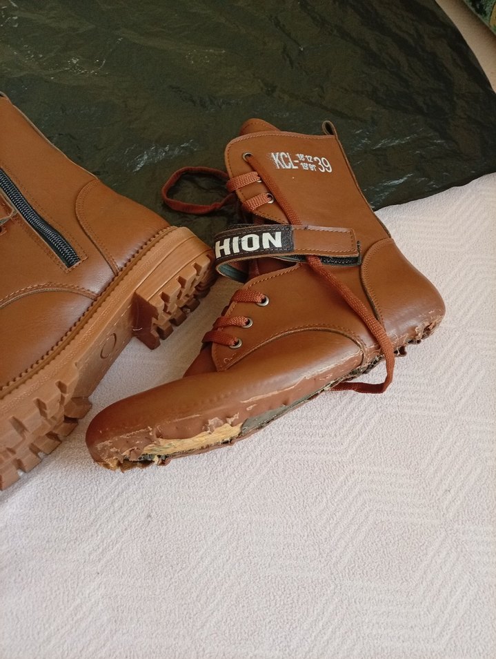 Kahverengi Deri Kadın  Topuklu Bot - Görsel 3