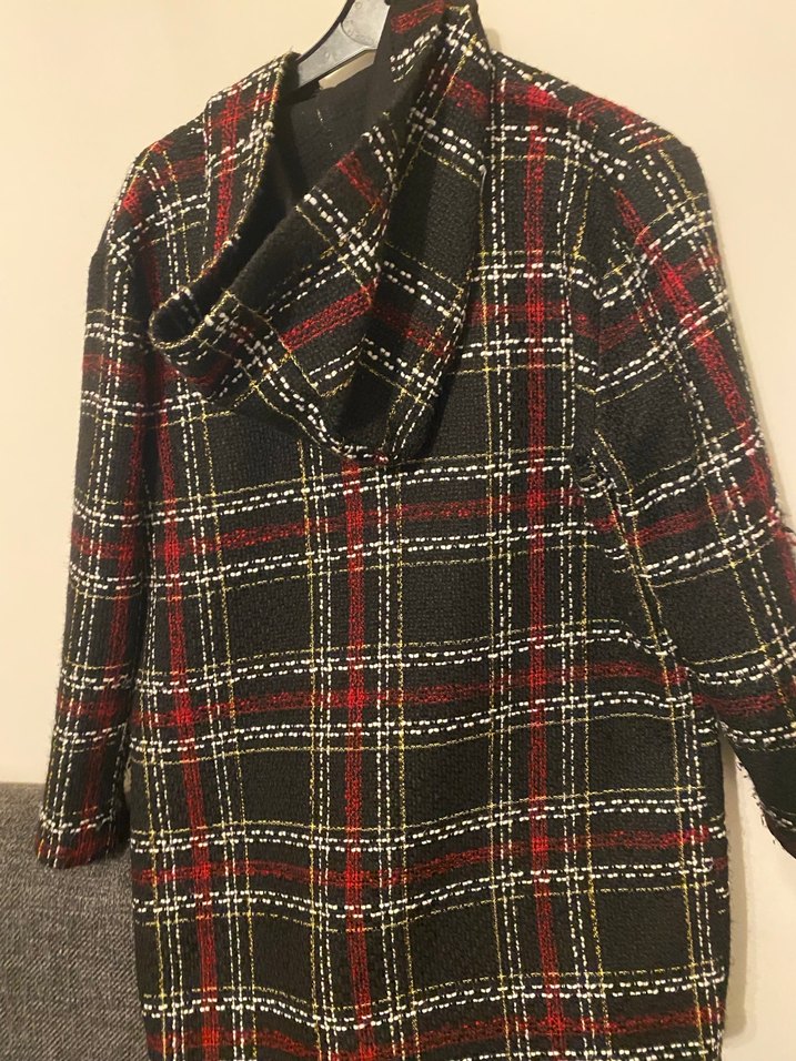 Gri Ekose Desenli Düğmeli Kadın Kaban - Görsel 3