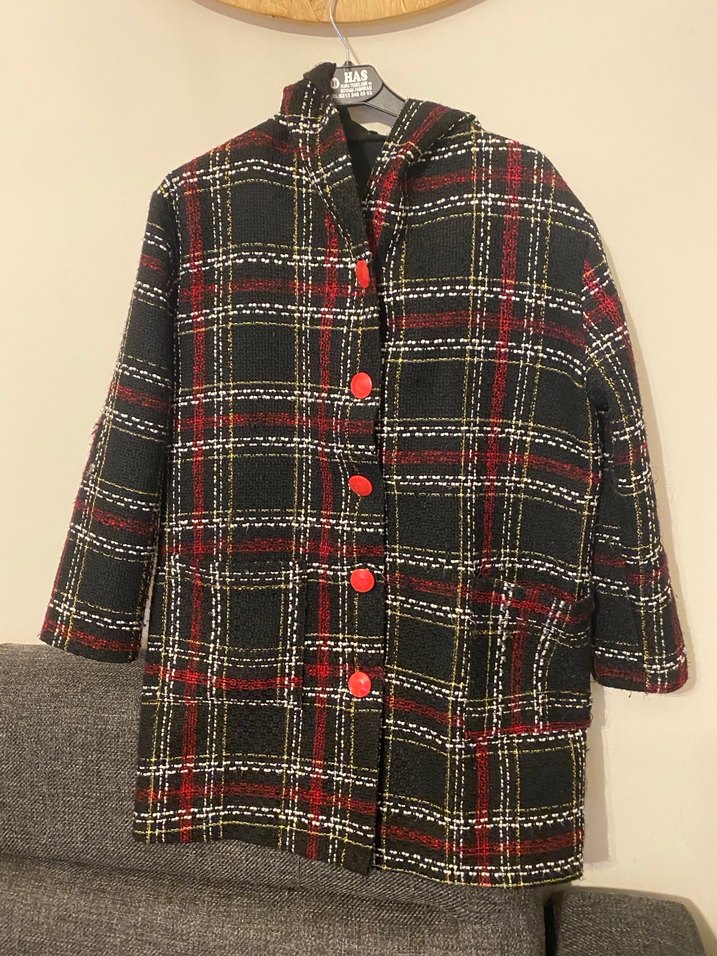 Gri Ekose Desenli Düğmeli Kadın Kaban - Görsel 2