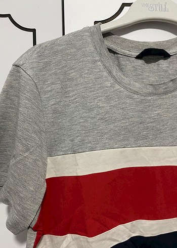 Gri Renkli Kısa Kollu Pamuklu Tişört - Görsel 2