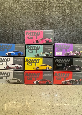 Mini GT Araba Seti