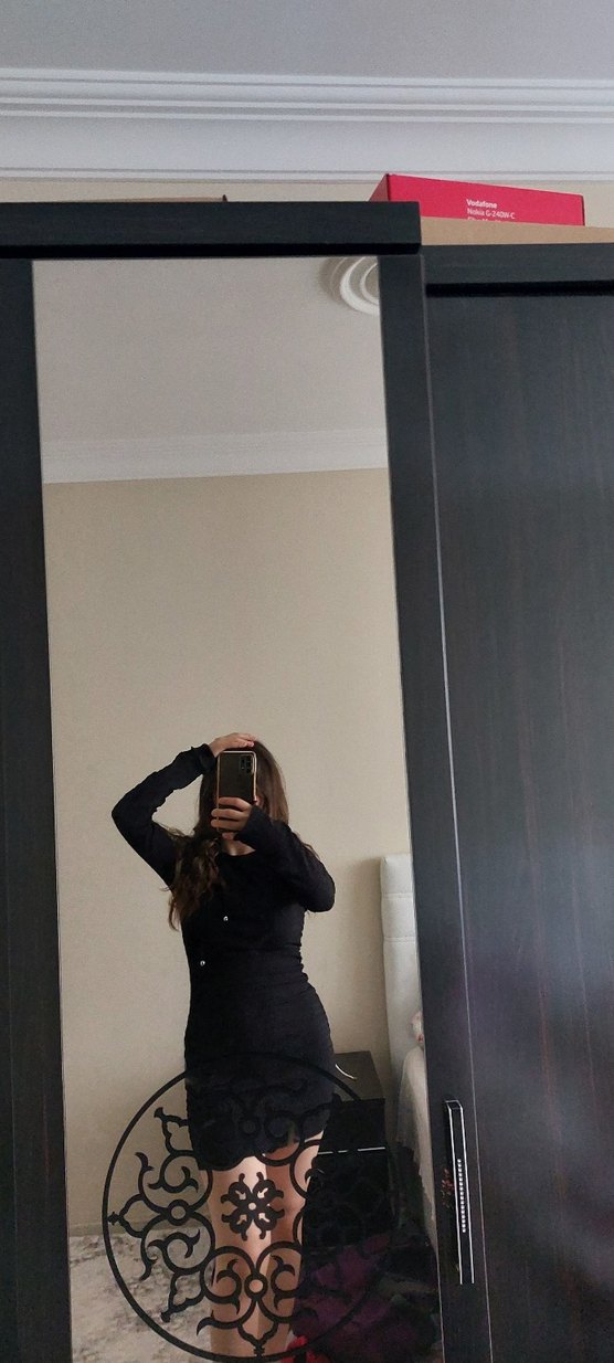 Siyah Yüksek Yakalı Mini Elbise - Görsel 2