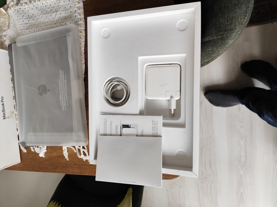 A1708 Macbook pro çok temiz - Görsel 4