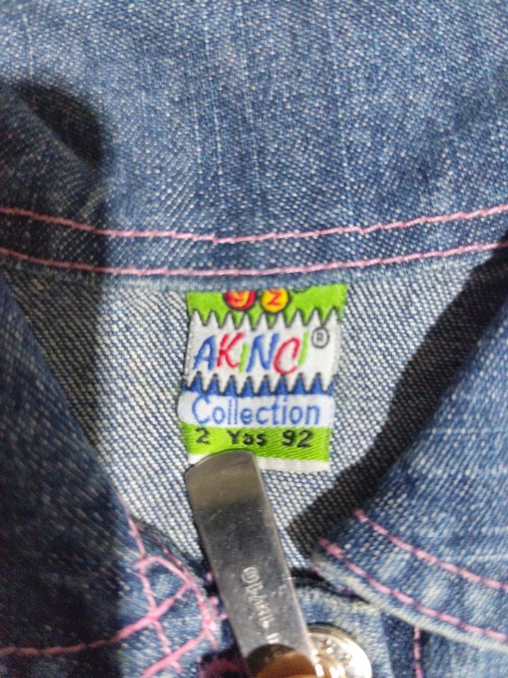 Nakışlı Düğmeli Mavi Kız Kot Ceket - Görsel 4