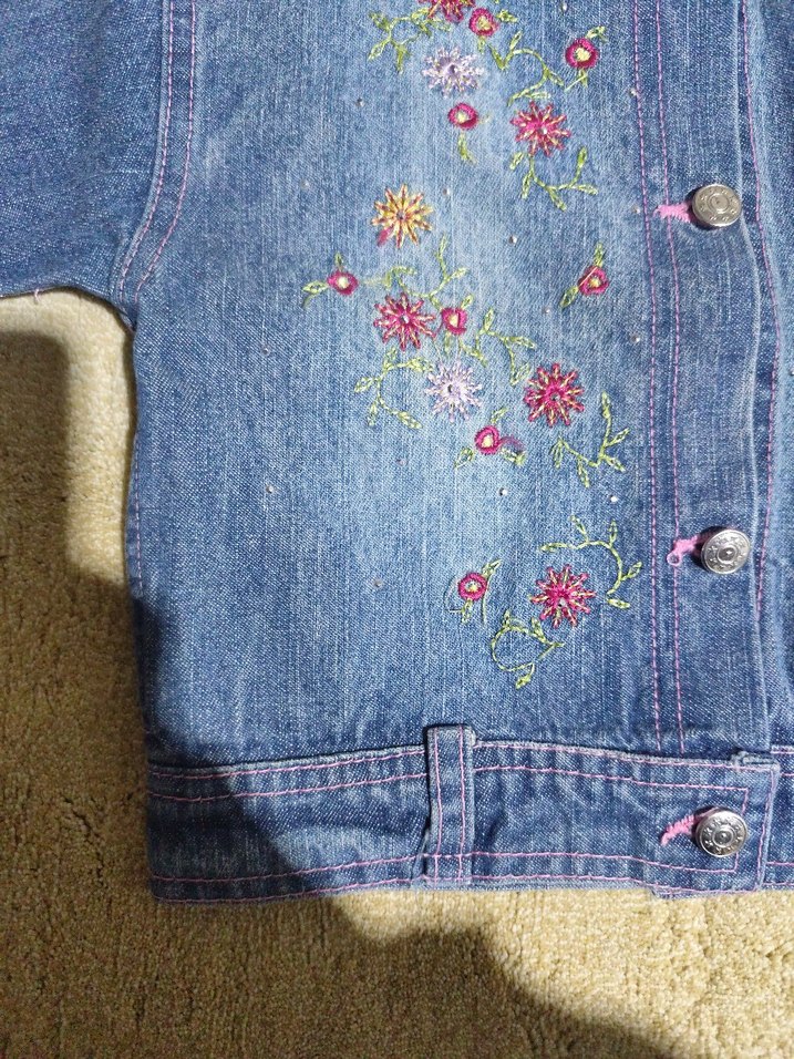 Nakışlı Düğmeli Mavi Kız Kot Ceket - Görsel 2