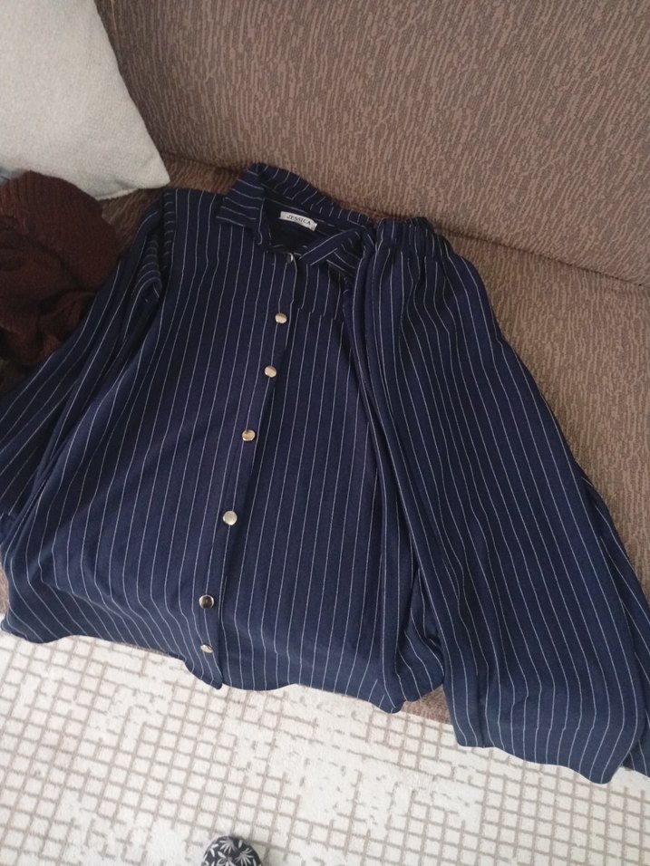 Düğmeli Lacivert pantolon takım tesettür - Görsel 3