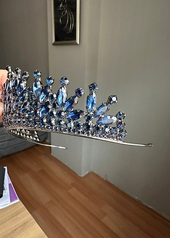 Koyu Mavi Parlak Taşlı Metal Gelin Tacı kına - Görsel 4