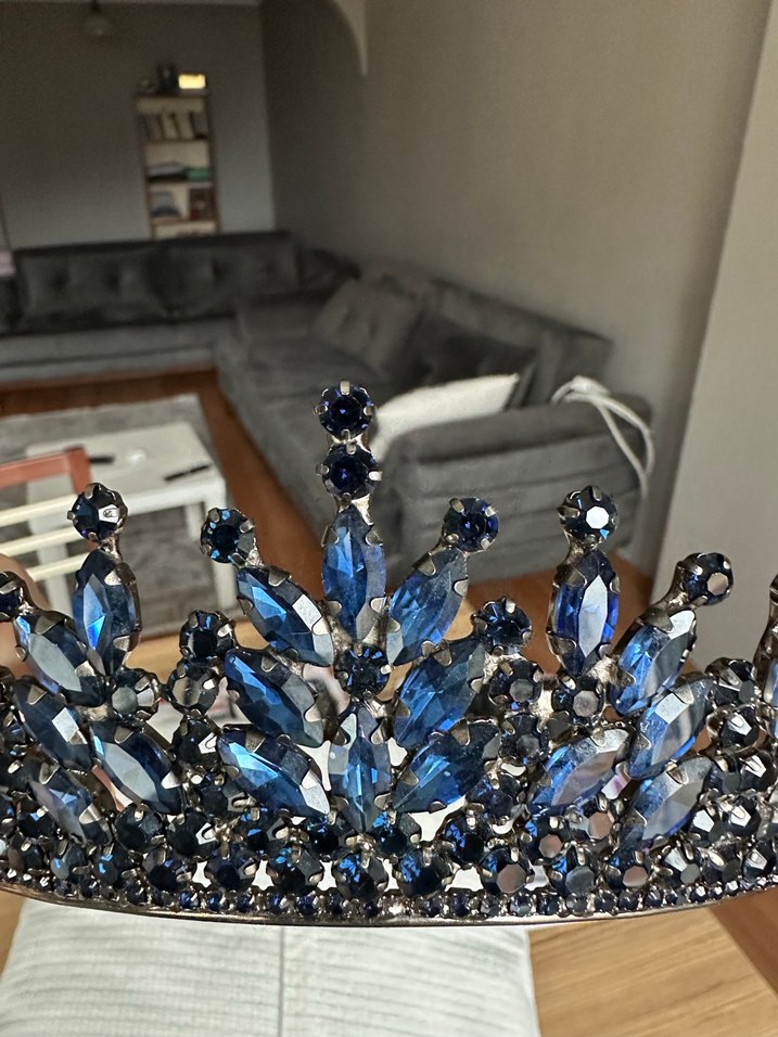 Koyu Mavi Parlak Taşlı Metal Gelin Tacı kına - Görsel 3