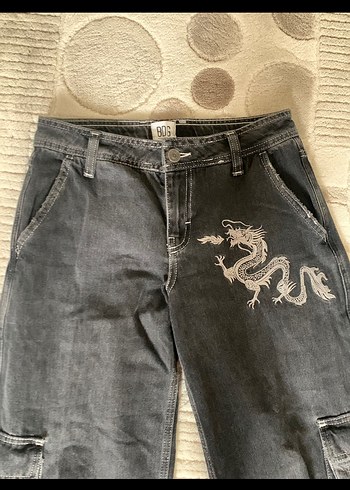 Urban Outfitters Ejderha Nakış Detaylı BDG Baggy Jean