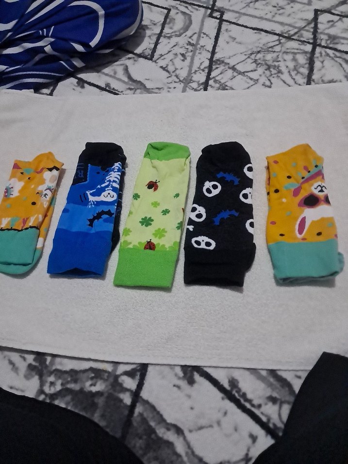 Bayanlar için Renkli Baskılı Çorap Seti - Görsel 3