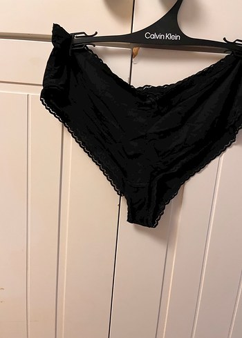 Calvin Klein Siyah Midi Kadın İç Çamaşırı