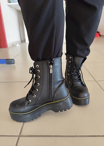 Siyah Gotik Stiletto Topuklu Kadın Bot - Görsel 3