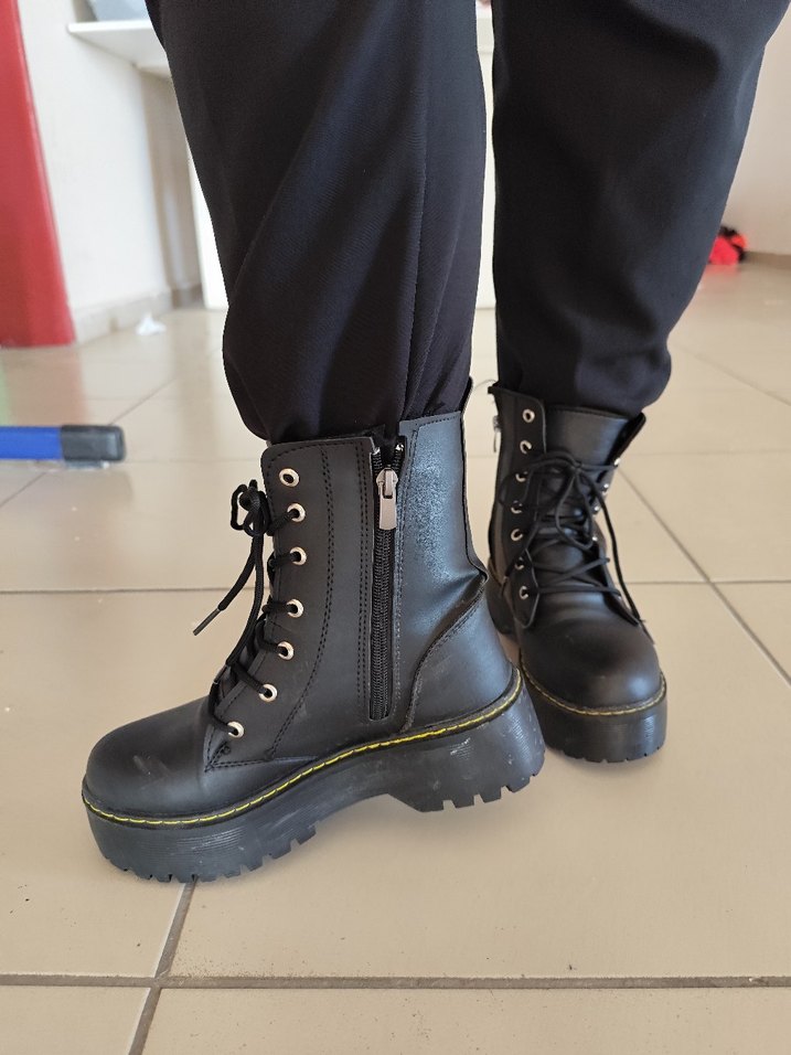 Siyah Gotik Stiletto Topuklu Kadın Bot - Görsel 3