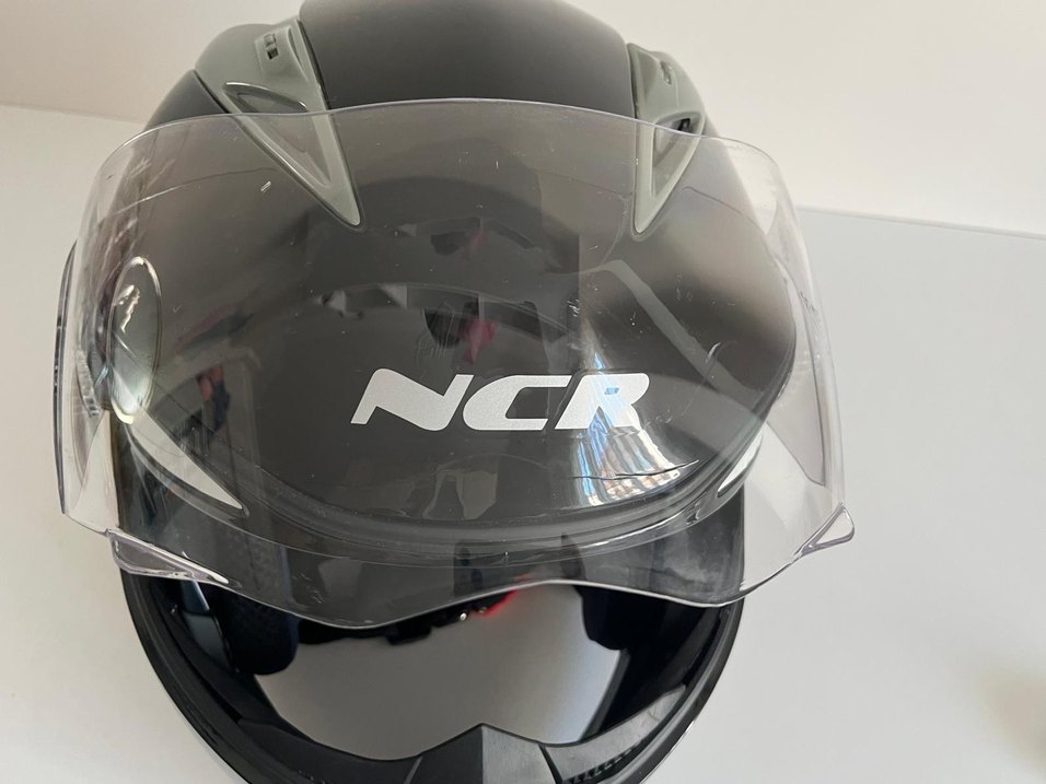 Siyah Biker Motosiklet Kaskı Şeffaf Vizörlü - Görsel 4