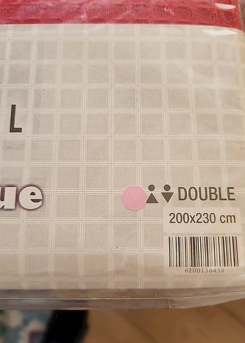 kırmızı Pike Yatak Örtüsü - Görsel 3