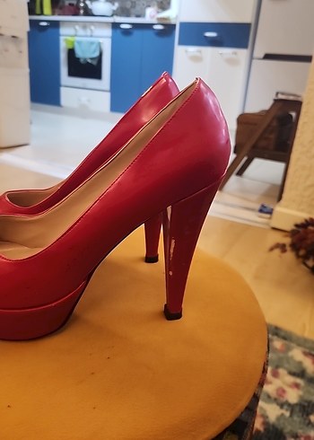 Parlak Kırmızı Kadın Stiletto Topuklu Ayakkabı - Görsel 3