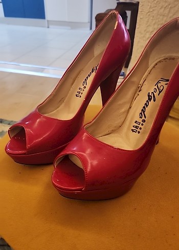 Parlak Kırmızı Kadın Stiletto Topuklu Ayakkabı - Görsel 2