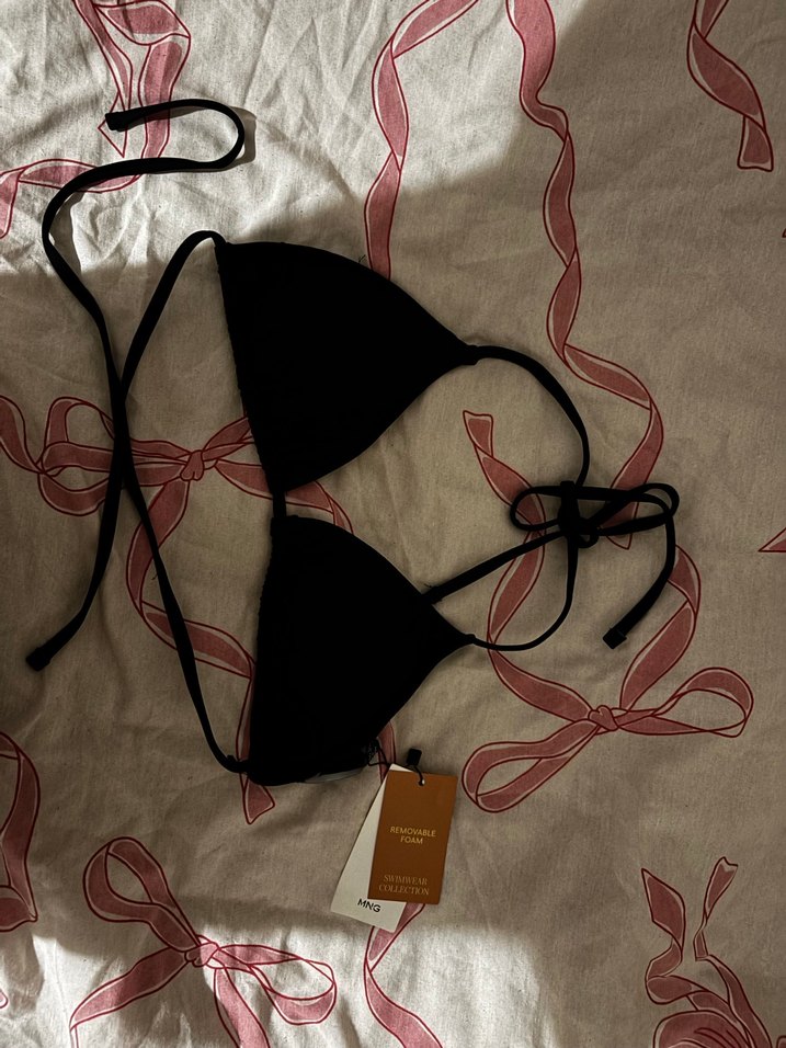 Siyah İpli Kadın Bikini Üstü - Görsel 2