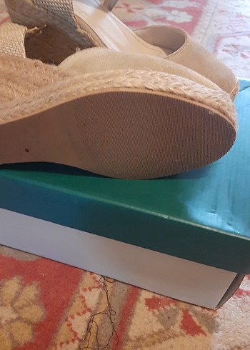 Bej Süet Dolgu Topuklu Kadın Ayakkabı - Görsel 4