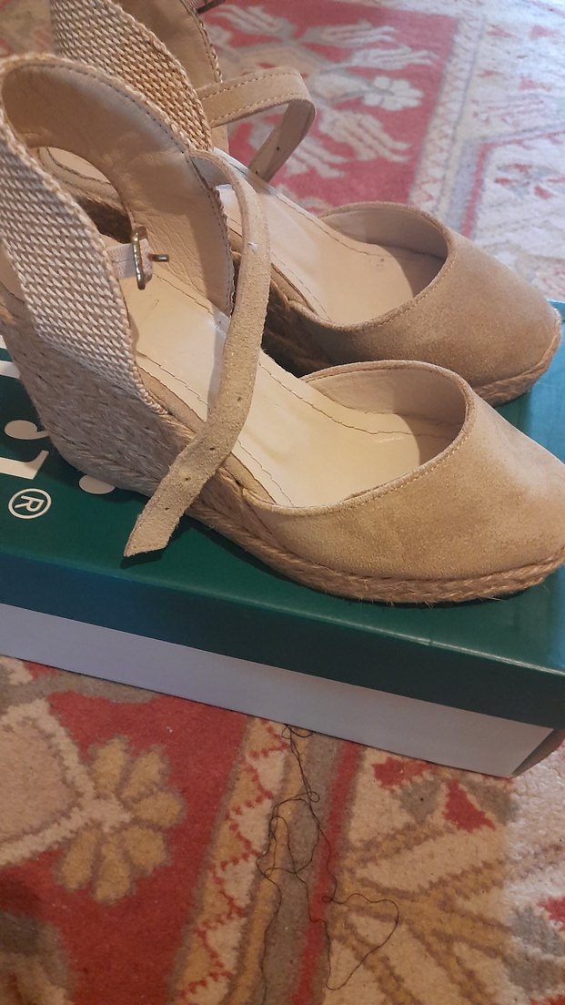 Bej Süet Dolgu Topuklu Kadın Ayakkabı - Görsel 2