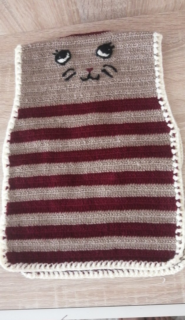 Kedi Nakışlı El Örgüsü Bebek Önlüğü - Görsel 3