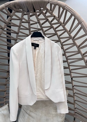 Beyaz Drapeli Kadın Mini Blazer