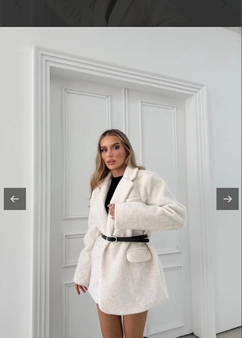 Zara Kadın Beyaz Midi Boy Kürk Detaylı Ceket