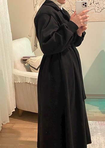 Yeni Gibi Uzun Siyah Kışlık Kaban - Görsel 3