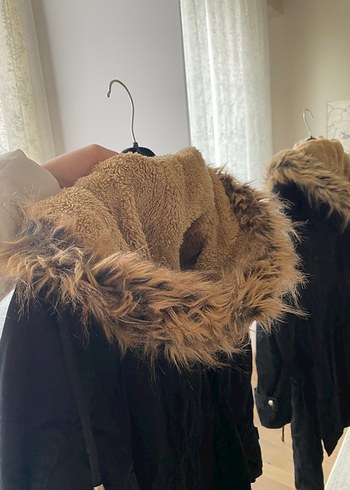 Siyah Kadın Kürklü Mont - Görsel 3