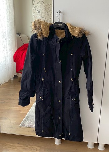 Siyah Kadın Kürklü Mont - Görsel 2