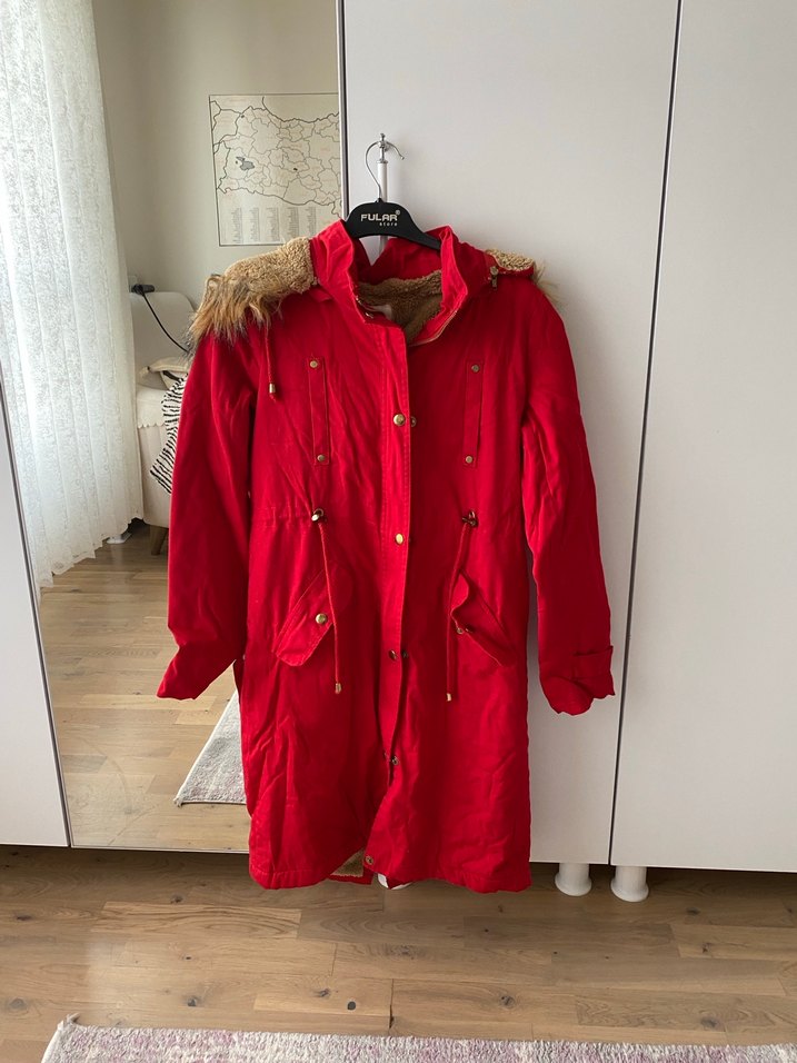 Kürk Detaylı Kırmızı Kadın Mont - Görsel 2