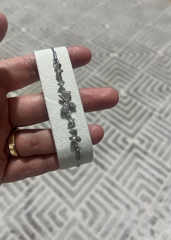 Beyaz Payetli Modern Klasik Kadın Saati - Görsel 5