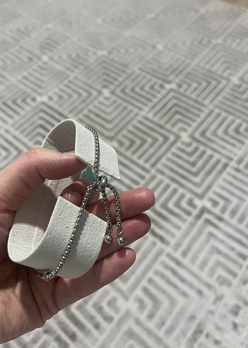 Beyaz Payetli Modern Klasik Kadın Saati - Görsel 3